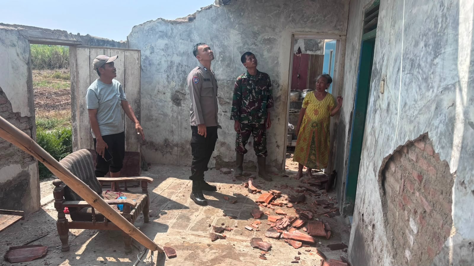 Angin Puting Beliung Rusak Bagian Belakang Rumah Warga di Kajen, Kerugian Rp15 Juta
