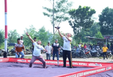 Hari Bhayangkara ke-80, Polres Pekalongan Gelar Kapolres Cup Merpati Kolong dan Dongkrak Ekonomi Warga