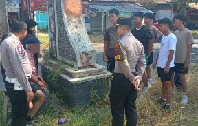 Lansia Tergeletak di Perbatasan Karanganyar-Kajen, Polisi Bergerak Cepat Antar Korban Kembali ke Keluarga