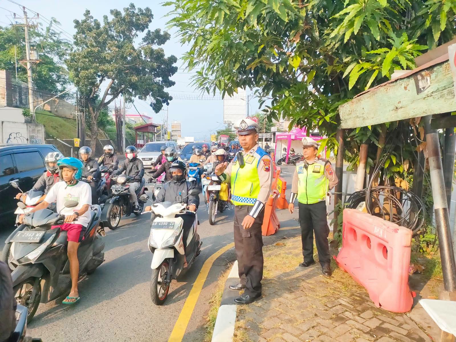Polsek Banyumanik Intensifkan Ambang Gangguan Pagi, Antisipasi Gangguan Kamtibmas Sejak Dini