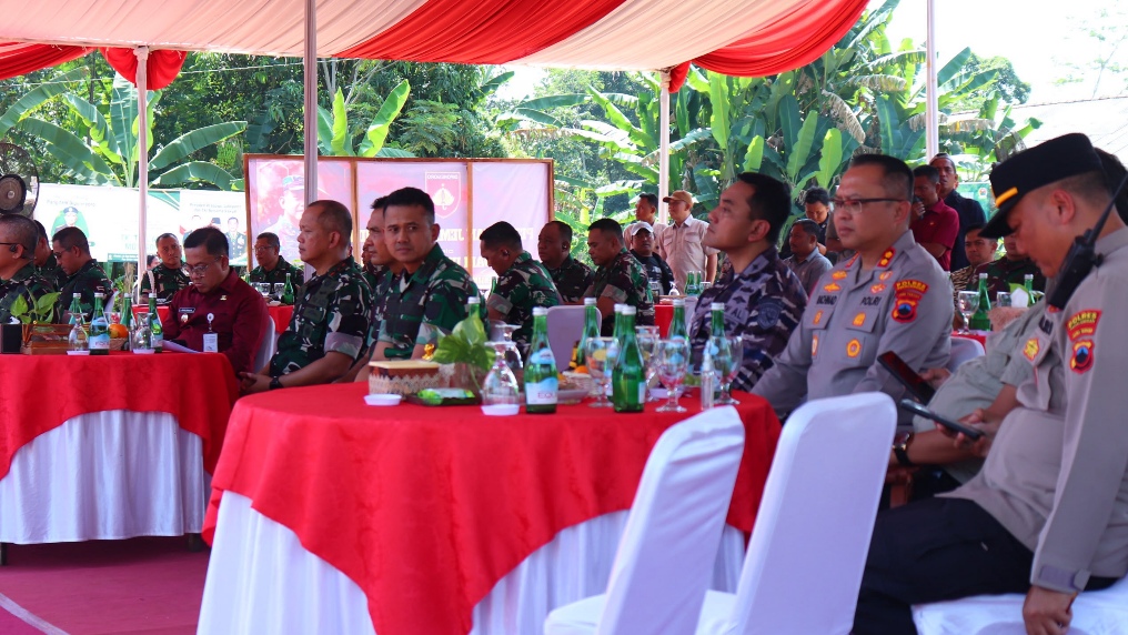 Kapolres Pekalongan Hadiri Peresmian Jembatan Perintis Garuda, Perkuat Sinergi TNI-Polri Dukung Pembangunan dan Pemulihan Ekonomi